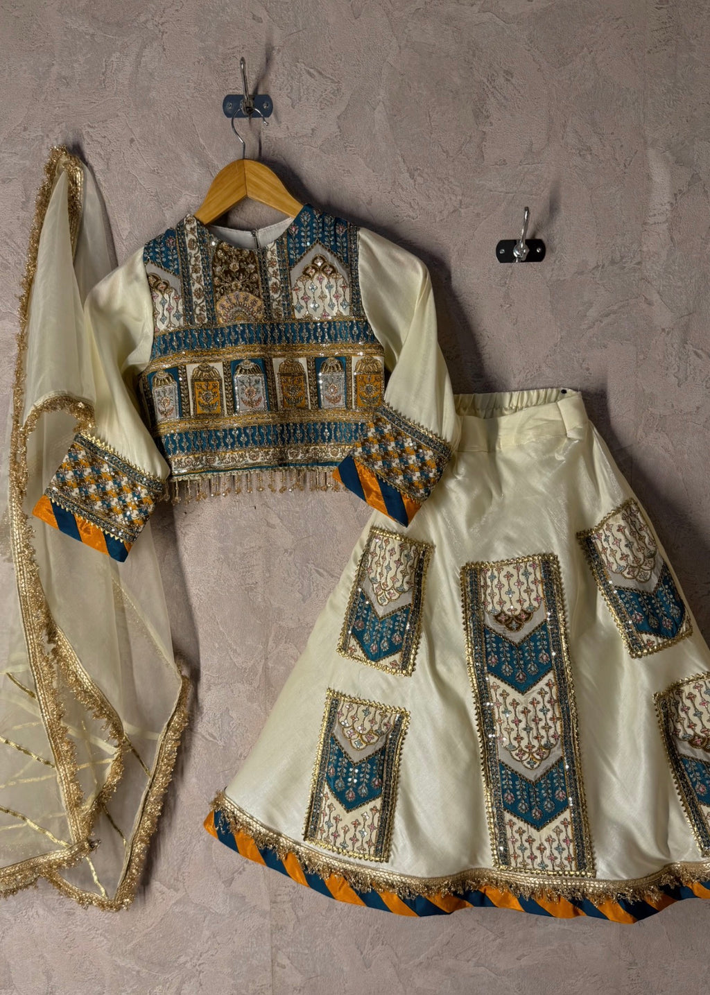 Taj Mahal Choli Lehenga Set